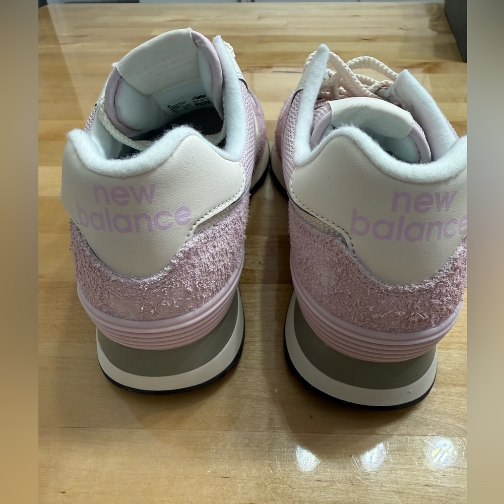 New Balance NB574 Women’s Pink Terry Cloth Retro Runner NEW Sz 8 - Picture 10 of 12